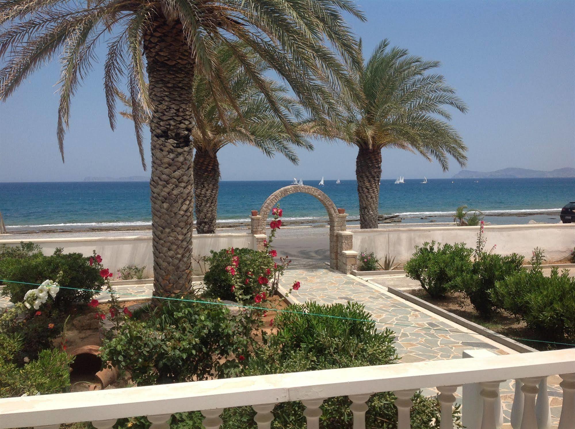 Hotel Petras Beach Sitia  Bagian luar foto
